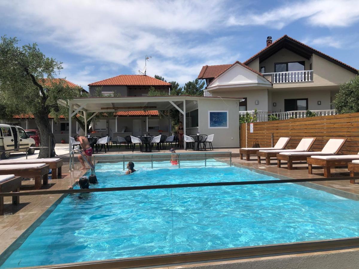 Studios River โปตอส ภายนอก รูปภาพ